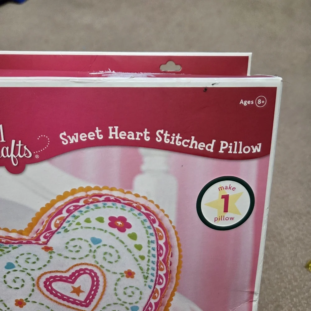 American Girl‎ Heart Pillow Craft Kit Pink and Orange Valentines 2012 Edition